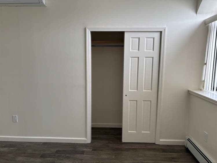 X- Large room in Flatbush