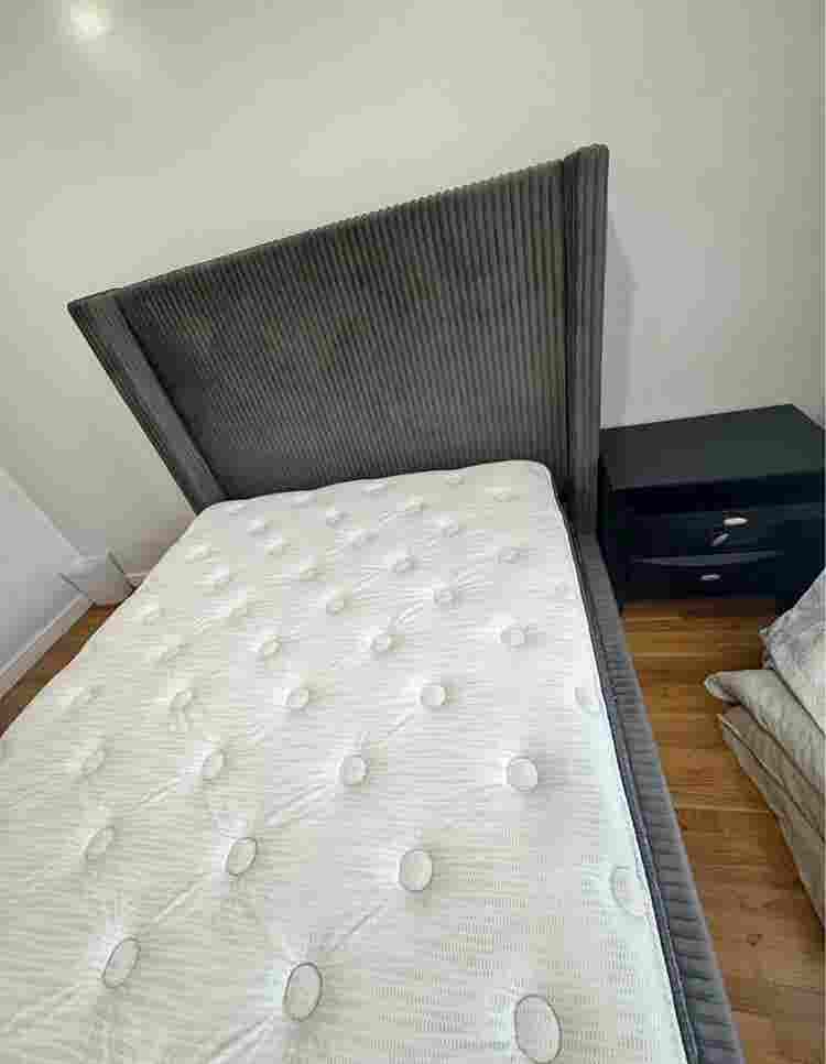 X- Large room in Flatbush