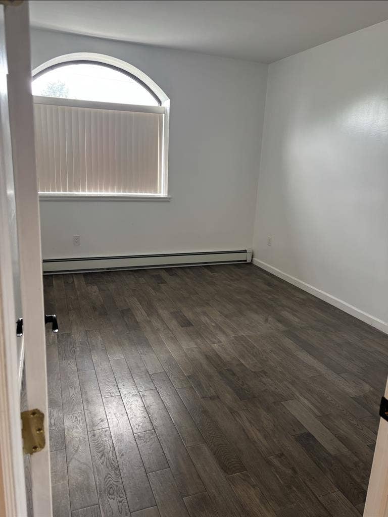 X- Large room in Flatbush