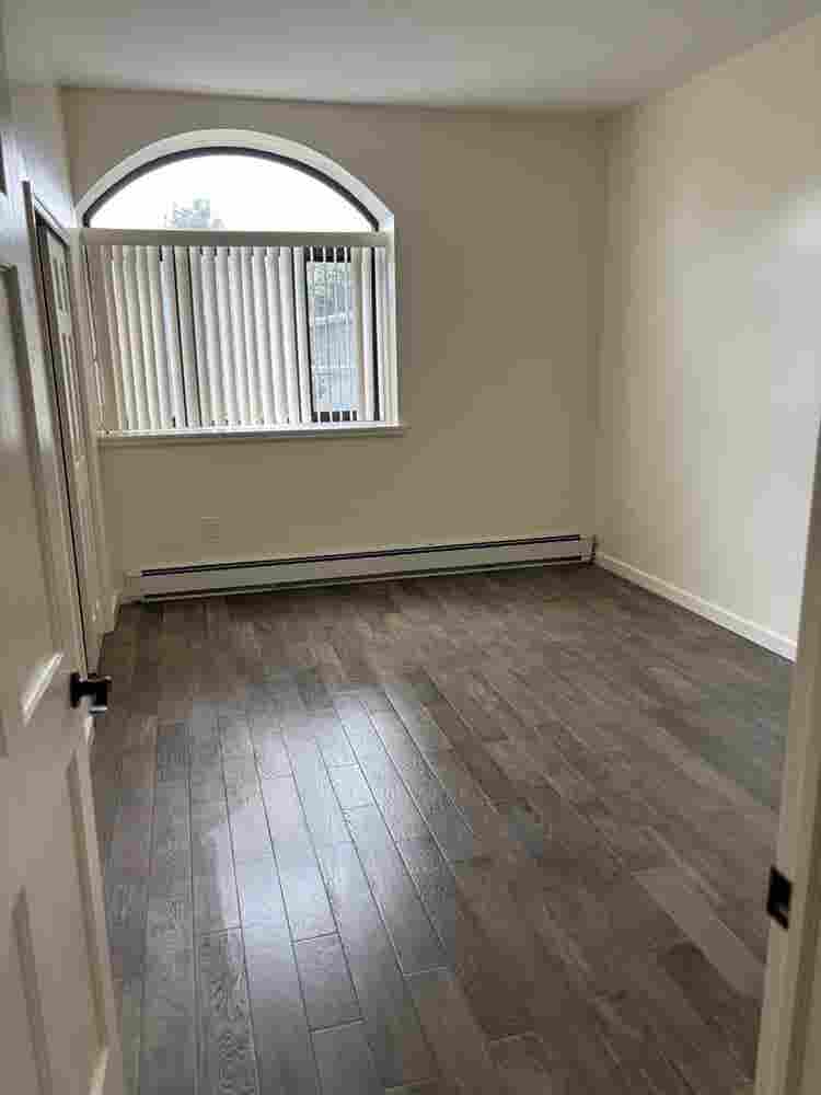 X- Large room in Flatbush