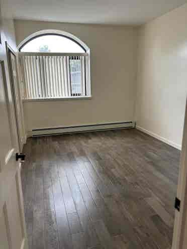 X- Large room in Flatbush