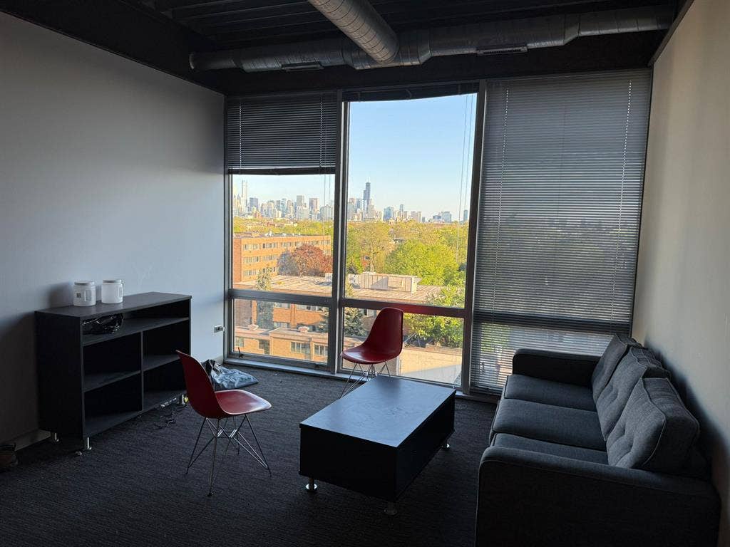 Apt for Rent