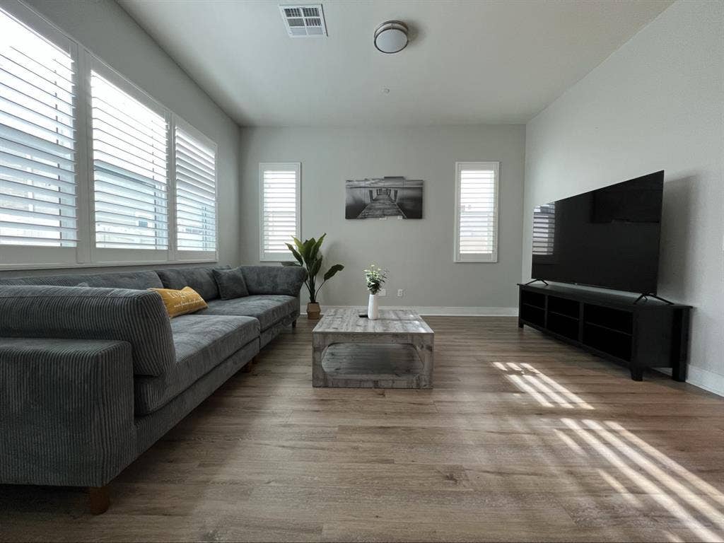 Chino hills roommate wanted