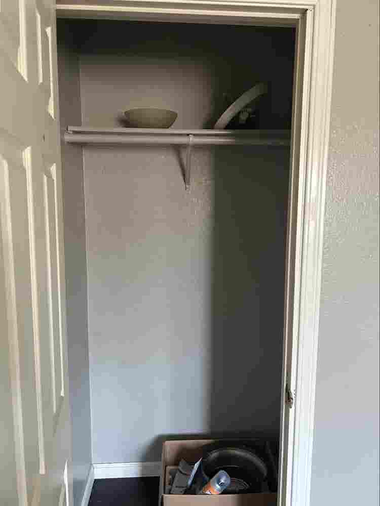 Mid sized 
 room for single person
