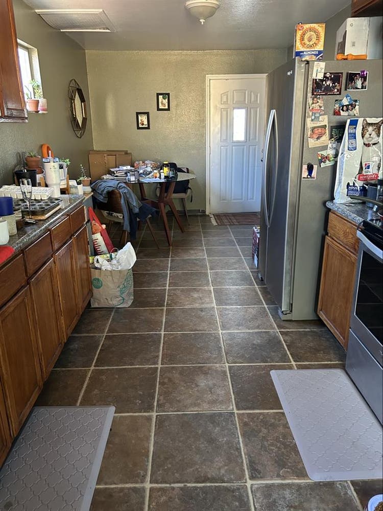Mid sized
room for single person