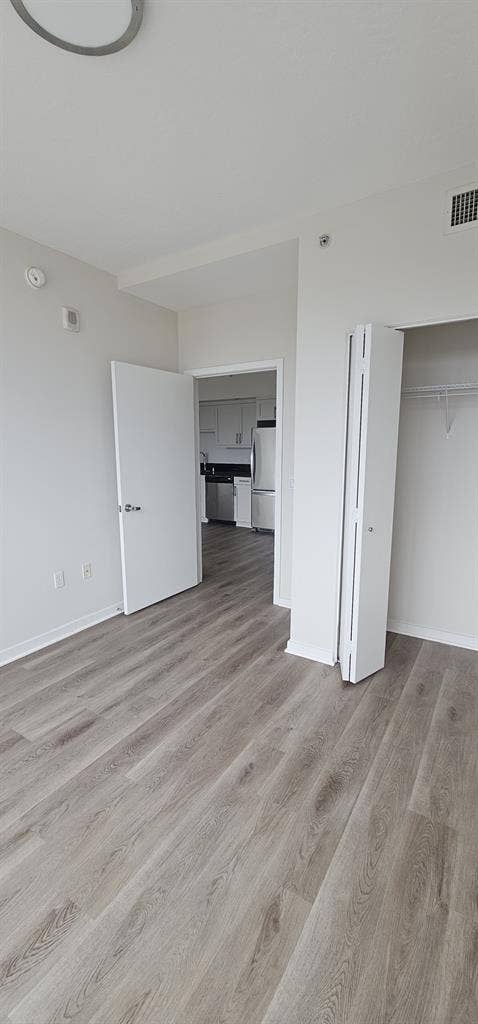 👀 for a roommate - Avail. Sept