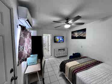 Fully furnished all included $.