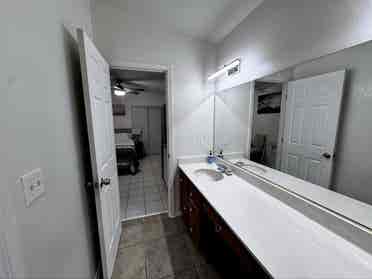 Fully furnished all included $.