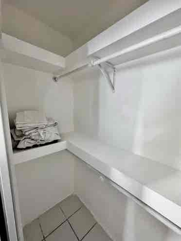 Fully furnished all included $.