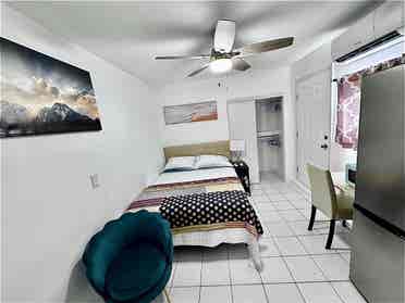 Fully furnished all included $.