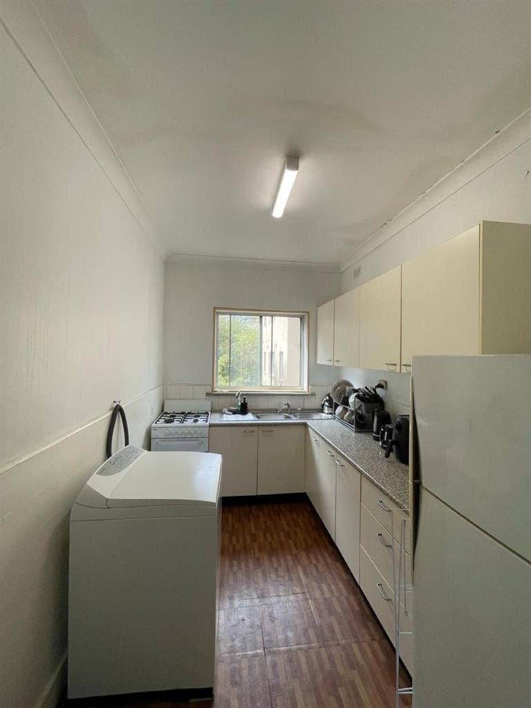 Bed on shared bedroom Bondi Rd