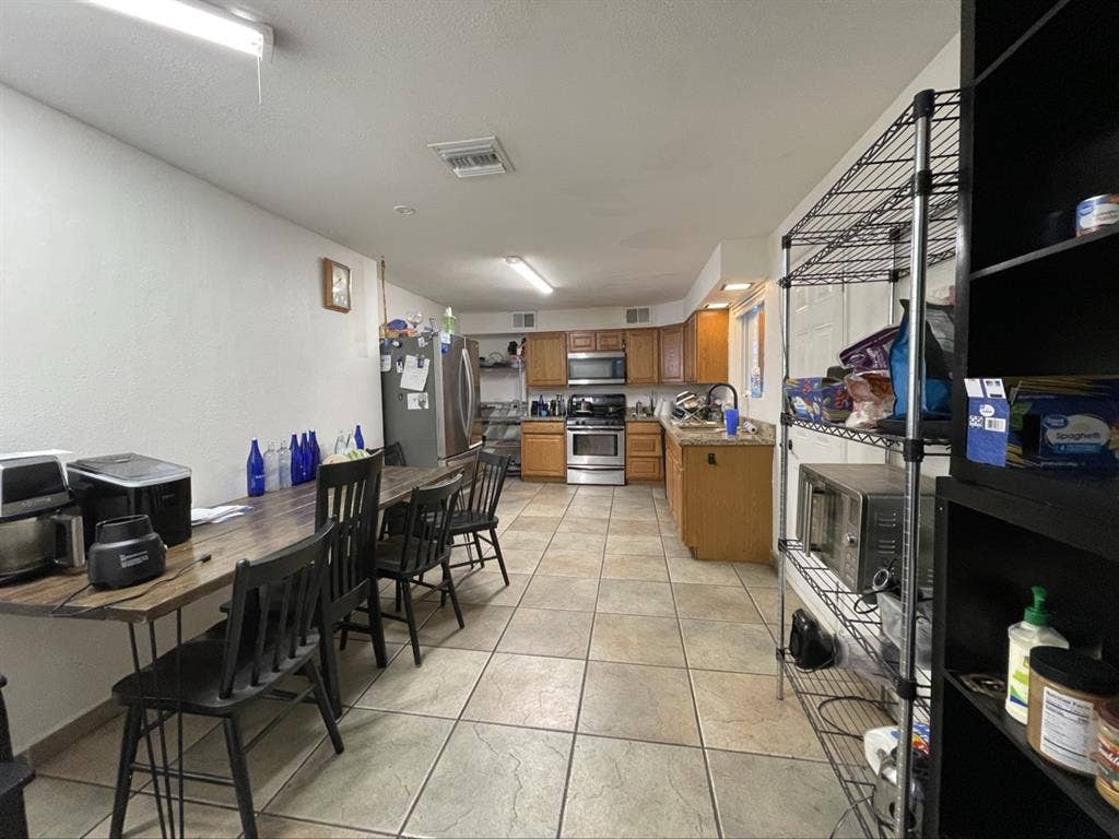 Private room, shared home, pool