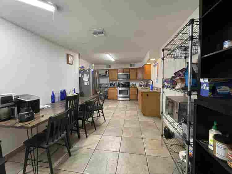 Private room, shared home, pool
