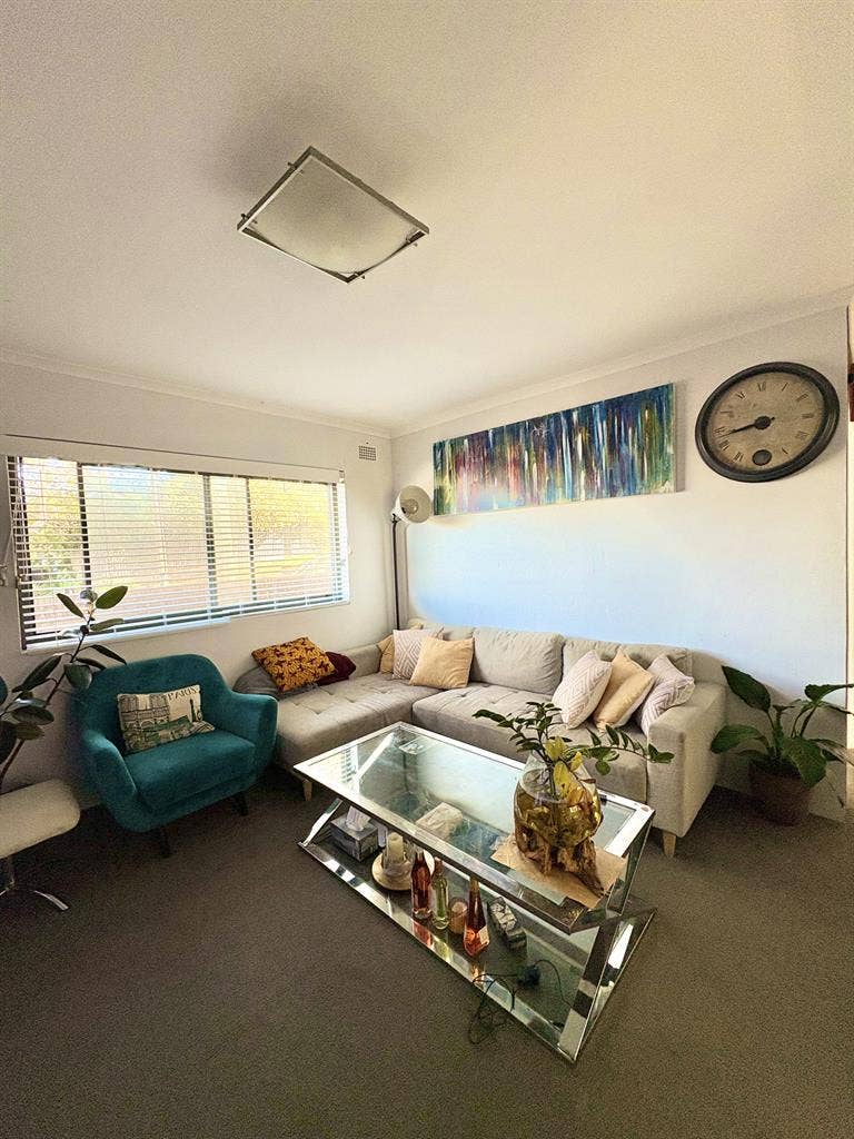 1 Bedroom Unit- Short Term July-Sep