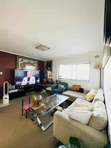 1 Bedroom Unit- Short Term July-Sep