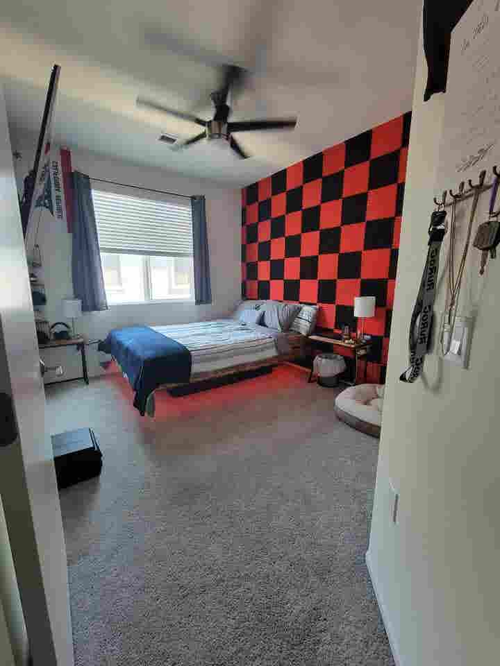 Room for Rent - Utilities Included