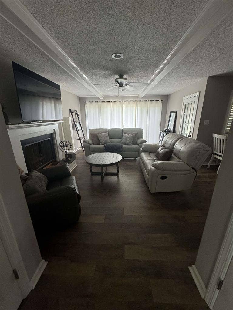 Roommate wanted
