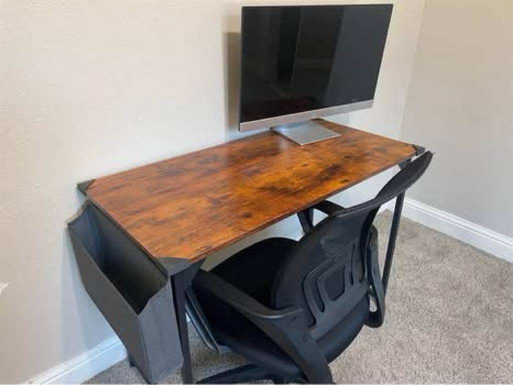 Quiet Furnished room for rent