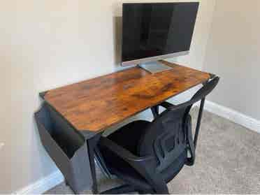 Quiet Furnished room for rent