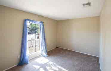 Rooms for rent