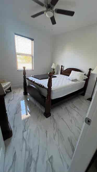NE Cape Coral Room for Rent