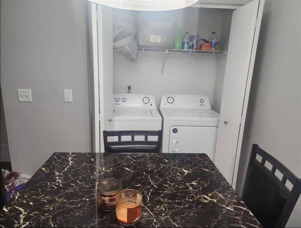 Looking for a roommate