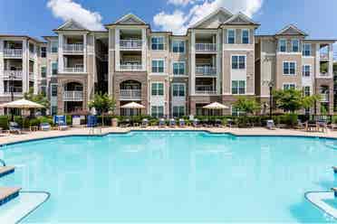 I’m looking for a roomie/place