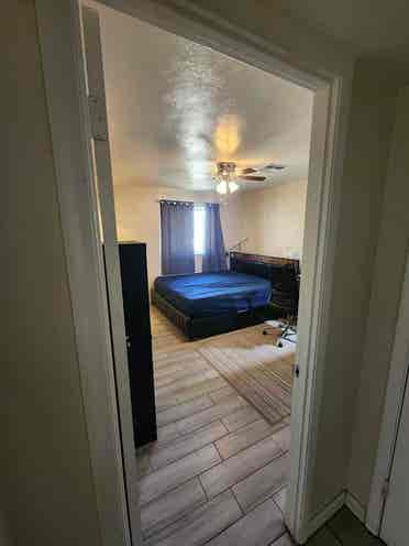 Private Bath Room for Rent