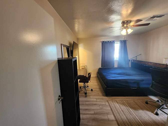 Private Bath Room for Rent