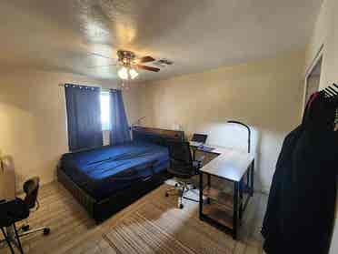 Private Bath Room for Rent