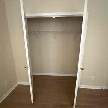 Room for rent in Picket Fences!