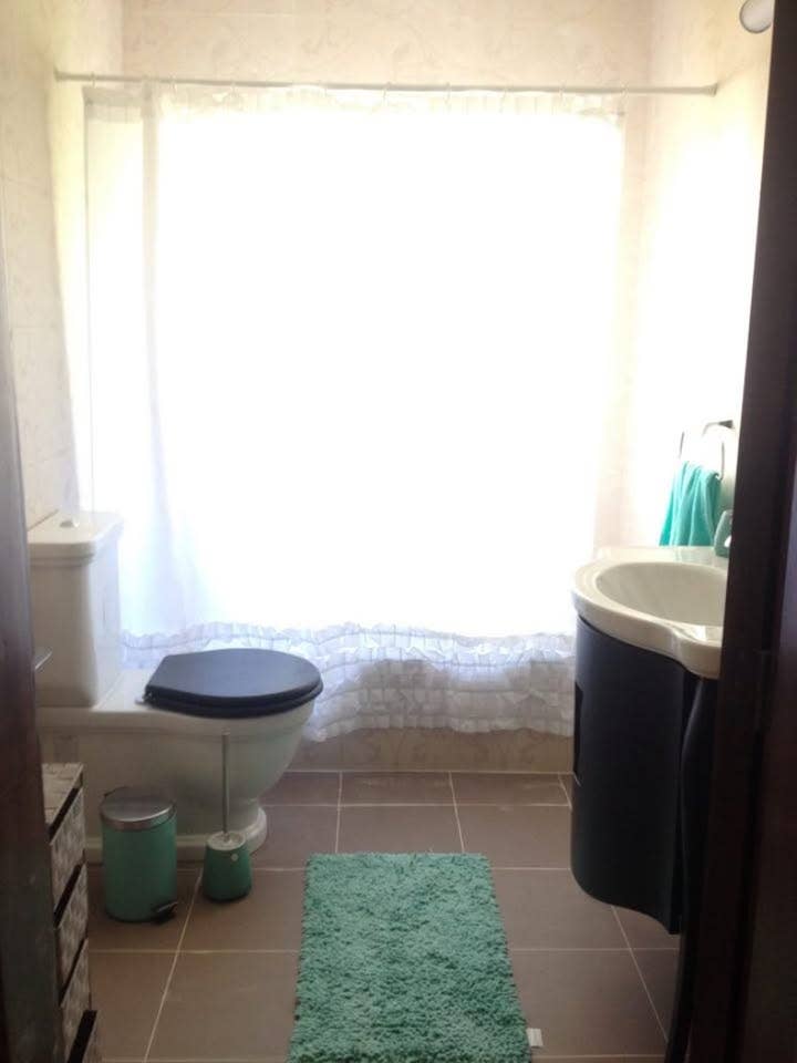 Private Rooms in House w/ swt Cats.