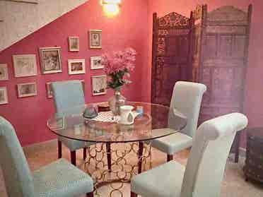 Private Rooms in House w/ swt Cats.