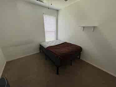 One bedroom in Melissa off of N