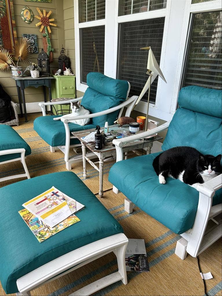 Furn.room, prvt bath, giant closet