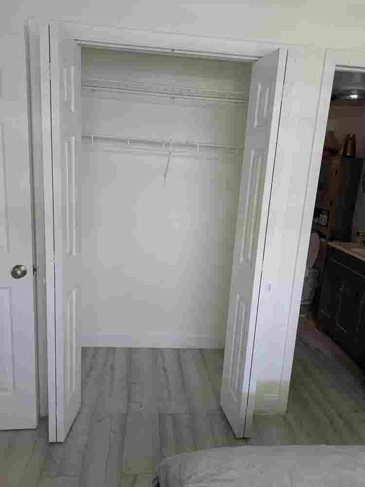 Unfurnished Room ladies only 😃