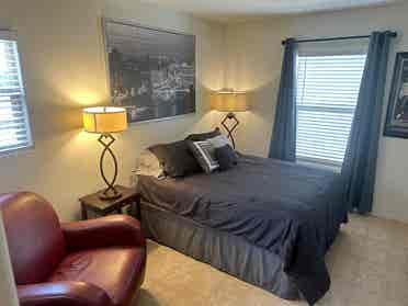 Furnished room available in STV!