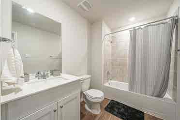 I have 2 furnished rooms for rent