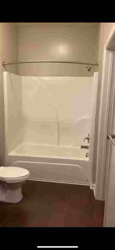 Bedroom for rent in apartment