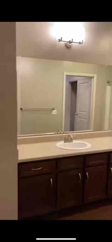 Bedroom for rent in apartment