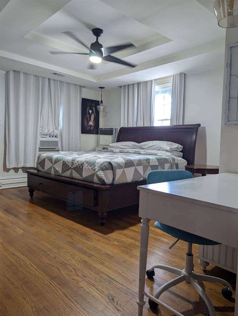 Private room in a Family Home