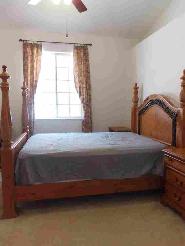Room Near UCF & VCC