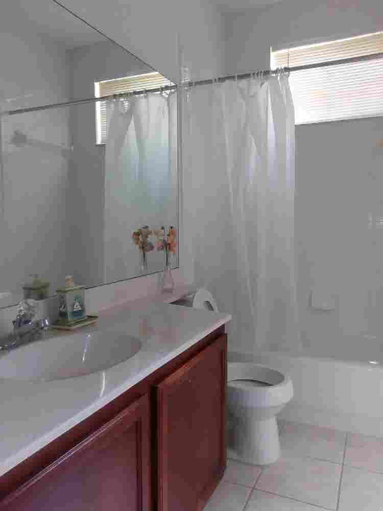 Room Near UCF & VCC