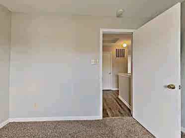 Spacious Room for Rent