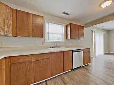 Spacious Room for Rent