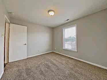 Spacious Room for Rent