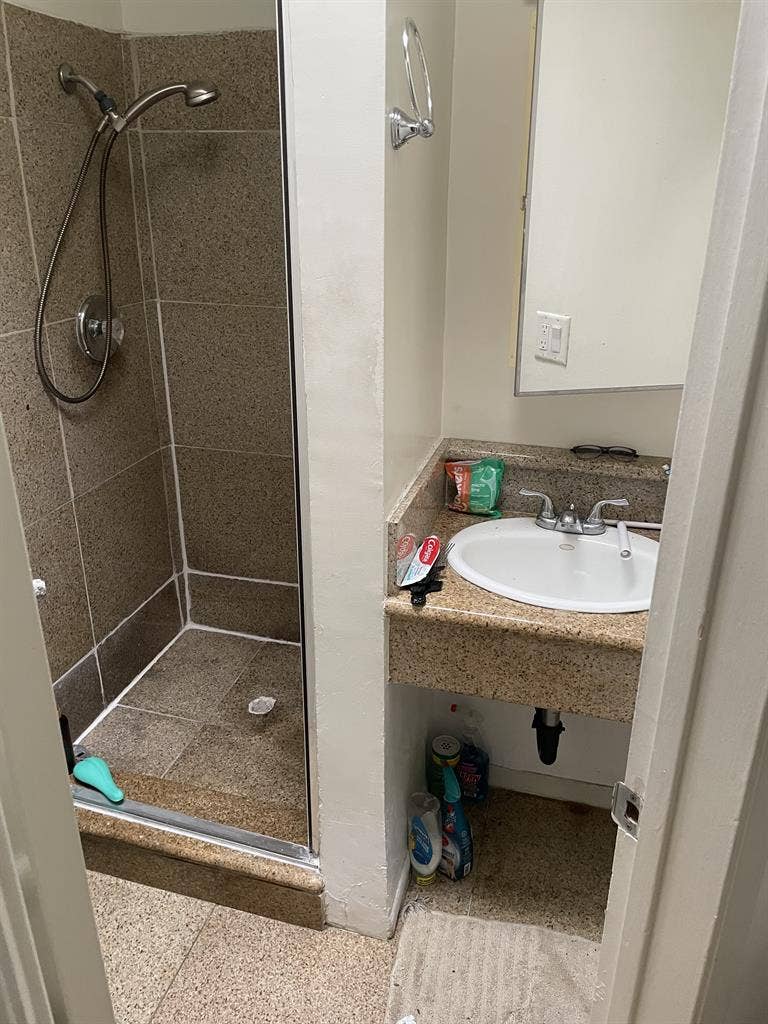Roommate Needed in 2 Bedroom Apt