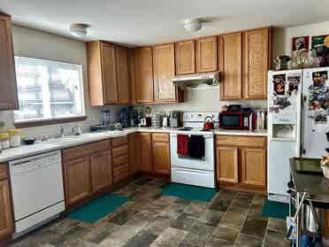 Seeking two roommates in Fairwood
