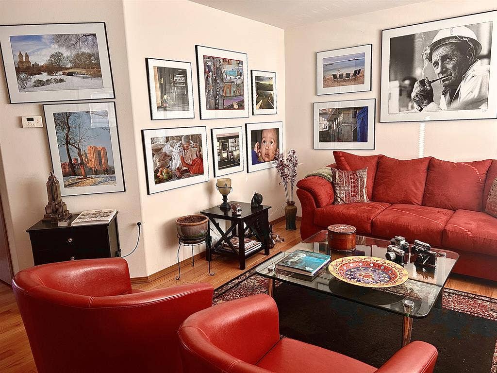Seeking two roommates in Fairwood