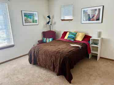Seeking two roommates in Fairwood